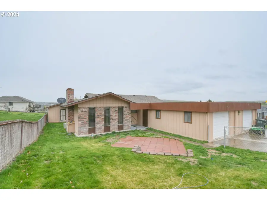 1209 SW Zeta Ct, Pendleton, OR 97801 - #3