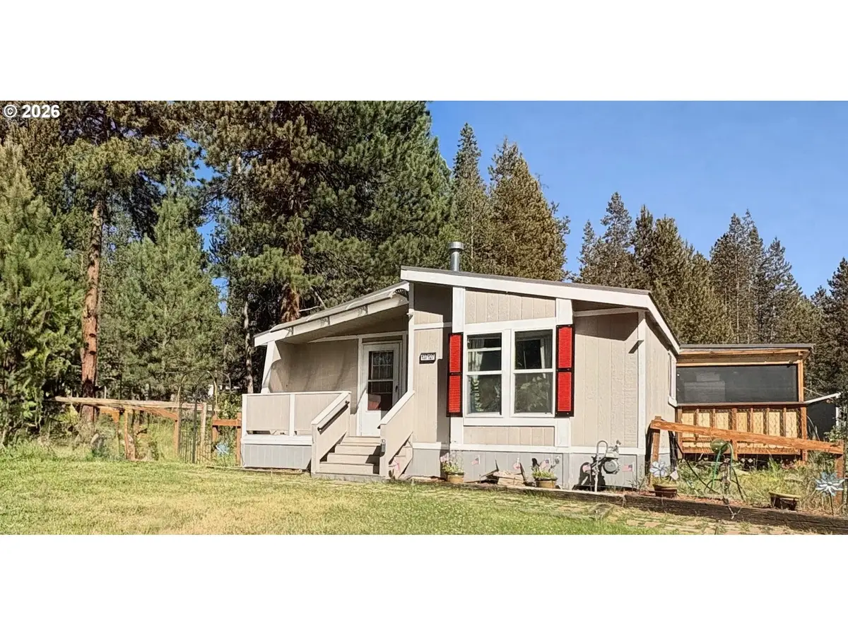 137127 Main St, Crescent, OR 97733 - #1