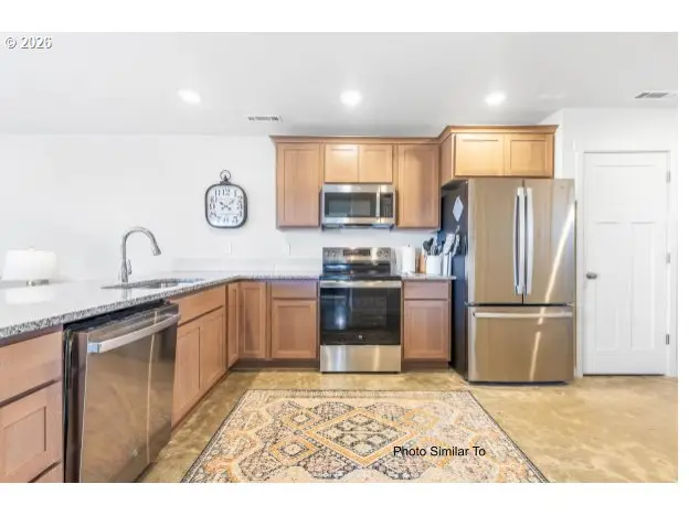 1103 NE 12th St, Hermiston, OR 97838 - #2