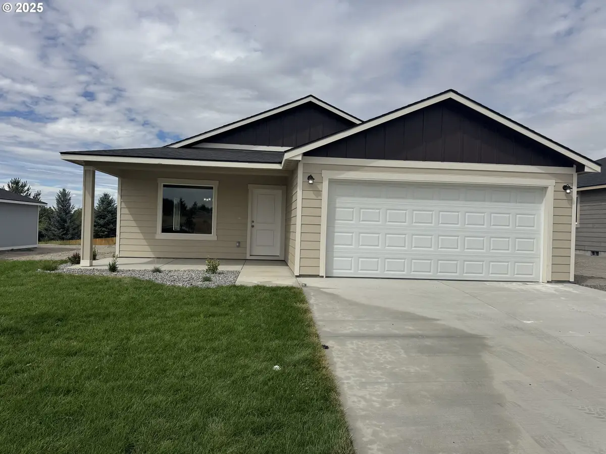 660 SE New Dream Ave, Irrigon, OR 97844 - Image #1