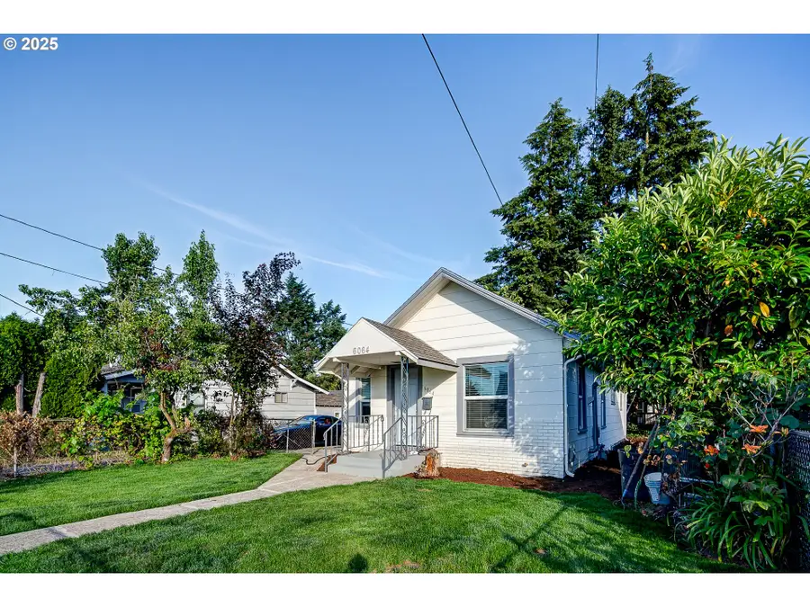 6064 NE Willow St, Portland, OR 97213 - Image #2