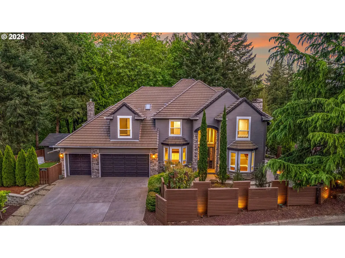 16633 Woodsman Ct, Lake Oswego, OR 97034 - #1