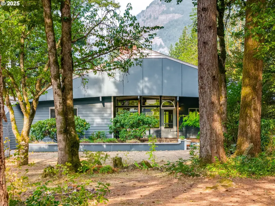 2020 Greenleaf Dr, North Bonneville, WA 98639 - Image #3