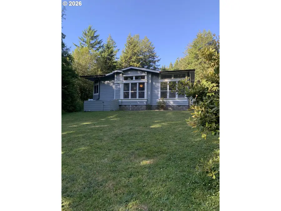 30245 Hummingbird Hill Rd, Gold Beach, OR 97444 - #2