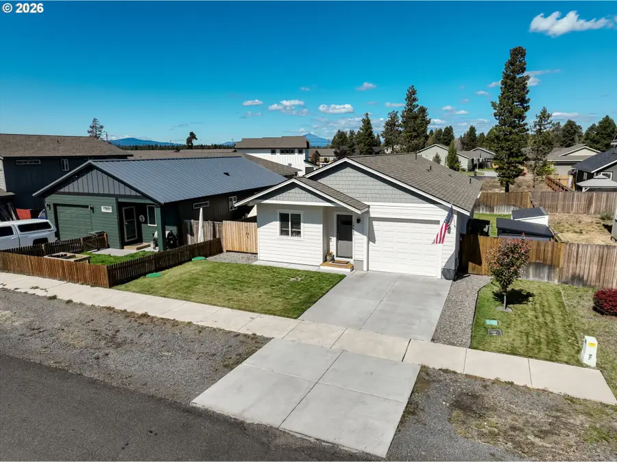 16424 Bassett Dr, La Pine, OR 97739 - #2