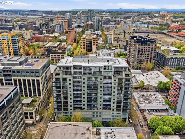 1025 NW Couch St, Portland, OR 97209