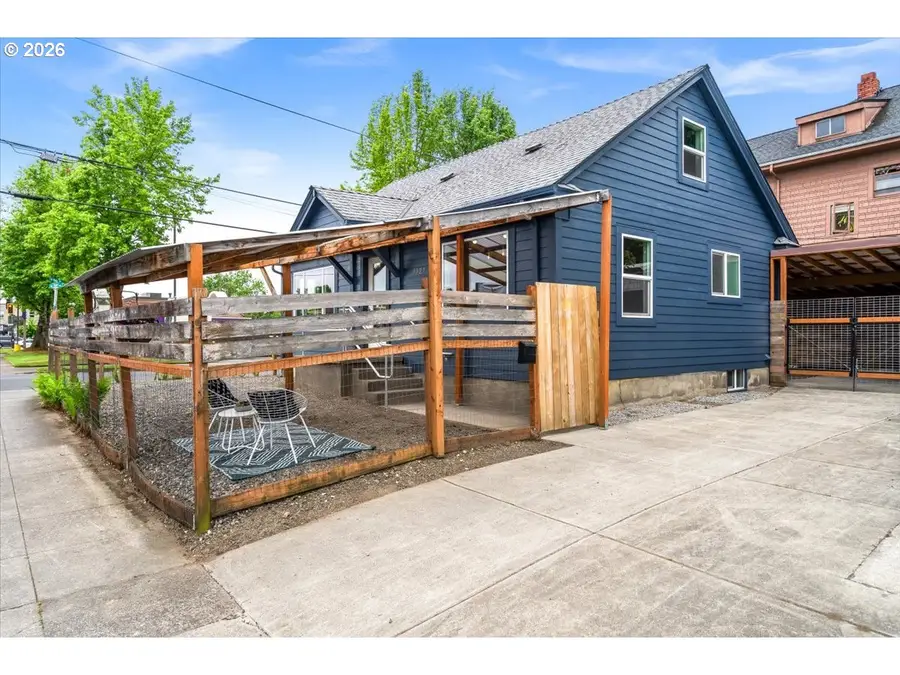 3327 SE 50th Ave, Portland, OR 97206 - #3