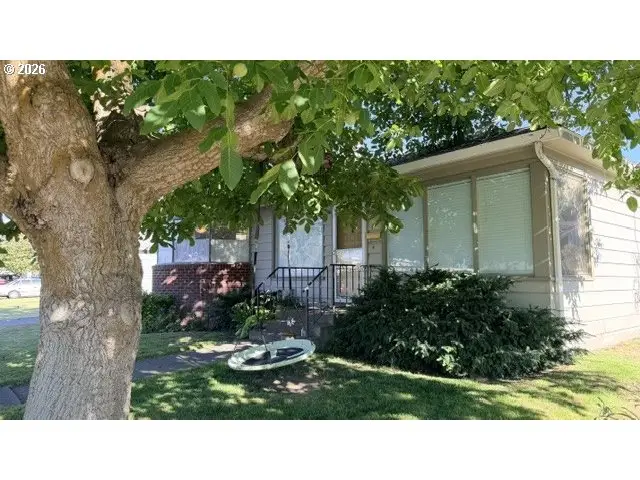 33 W Cedar Dr, Hermiston, OR 97838 - #2