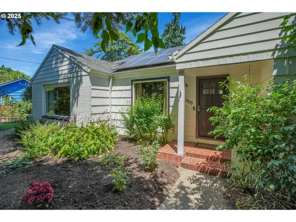 8913 N Seneca St, Portland, OR 97203