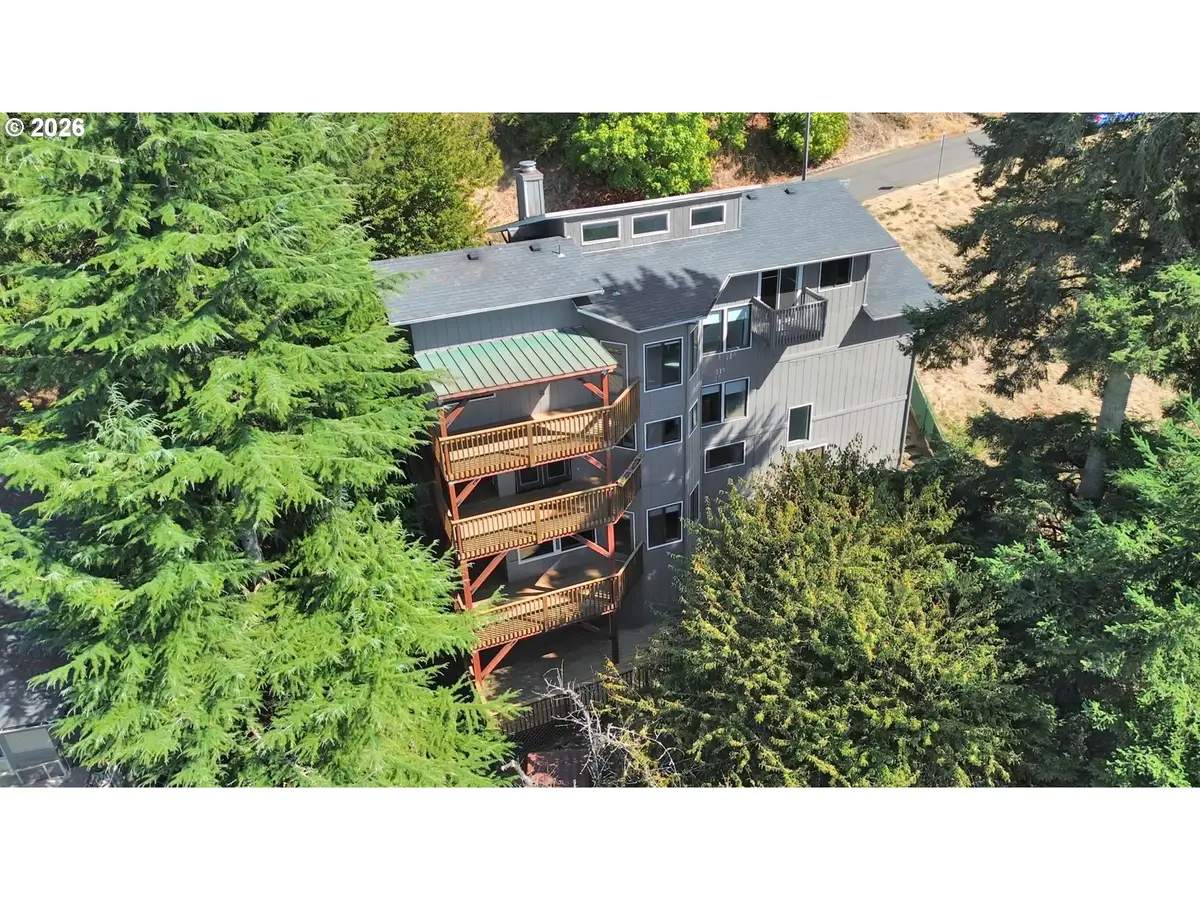 952 Summit Blvd, Springfield, OR 97477 - #1