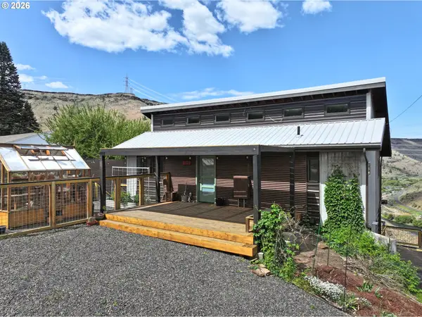 400 Lincoln Ave, Maupin, OR 97037