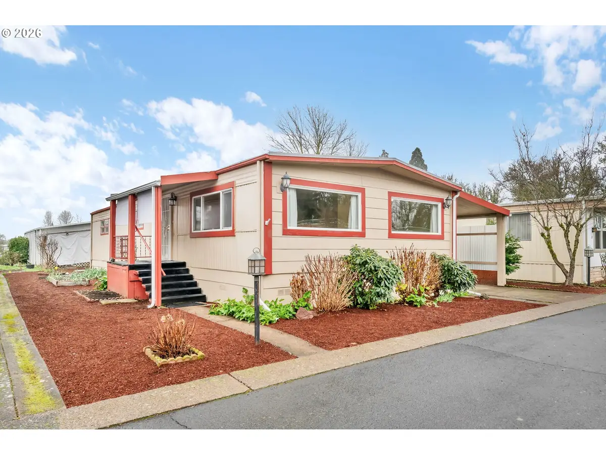 1800 Lakewood Ct #24, Eugene, OR 97402 - Image #1