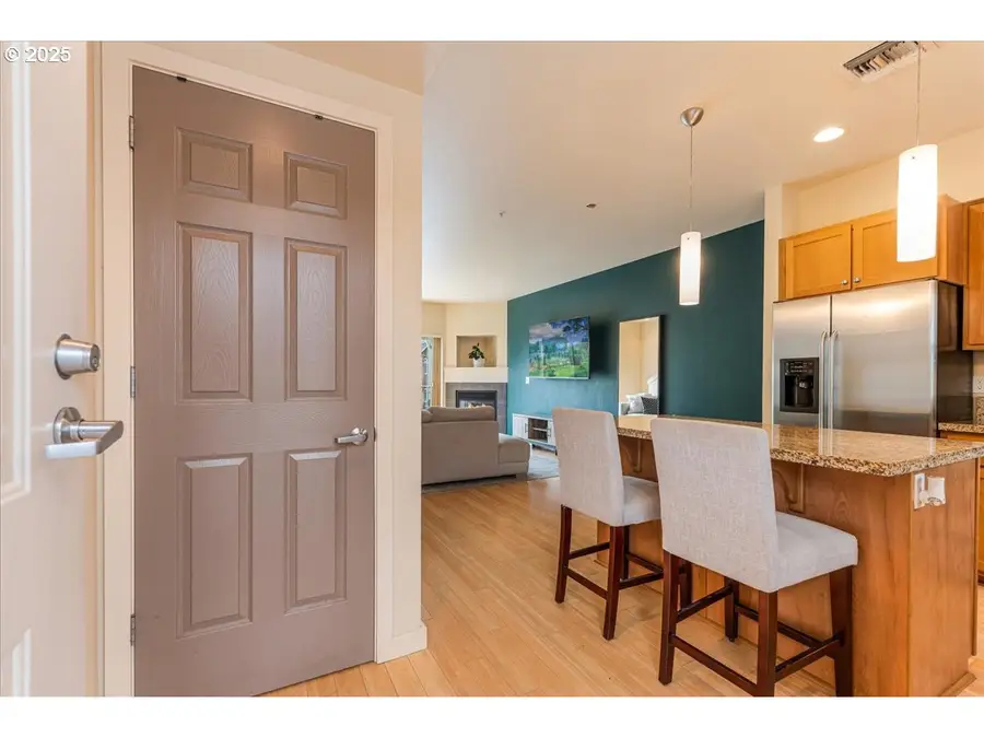 10606 SE Main St #212, Milwaukie, OR 97222 - Image #3