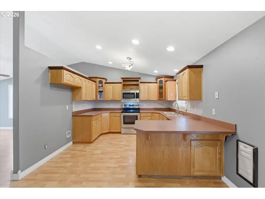 425 Timber St, Albany, OR 97322 - #3