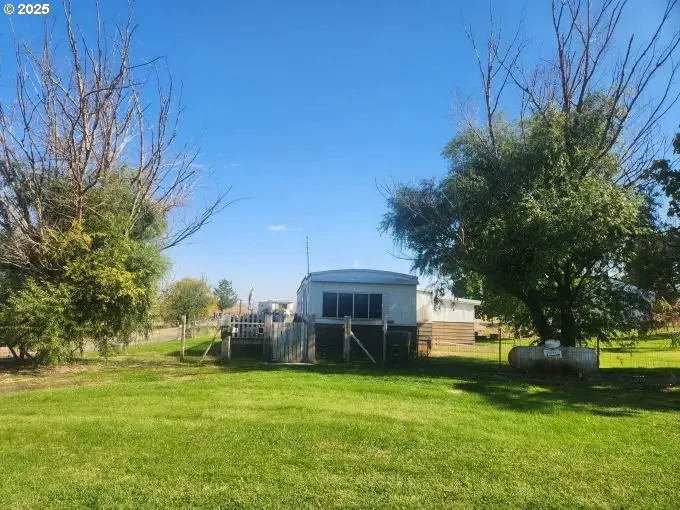 80747 Wagon Wheel Loop, Irrigon, OR 97844 - #1