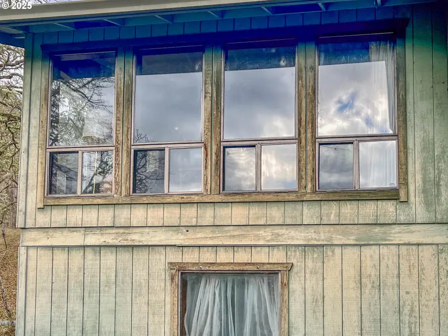 1810 Rifle Range Rd, Roseburg, OR 97470 - Image #3