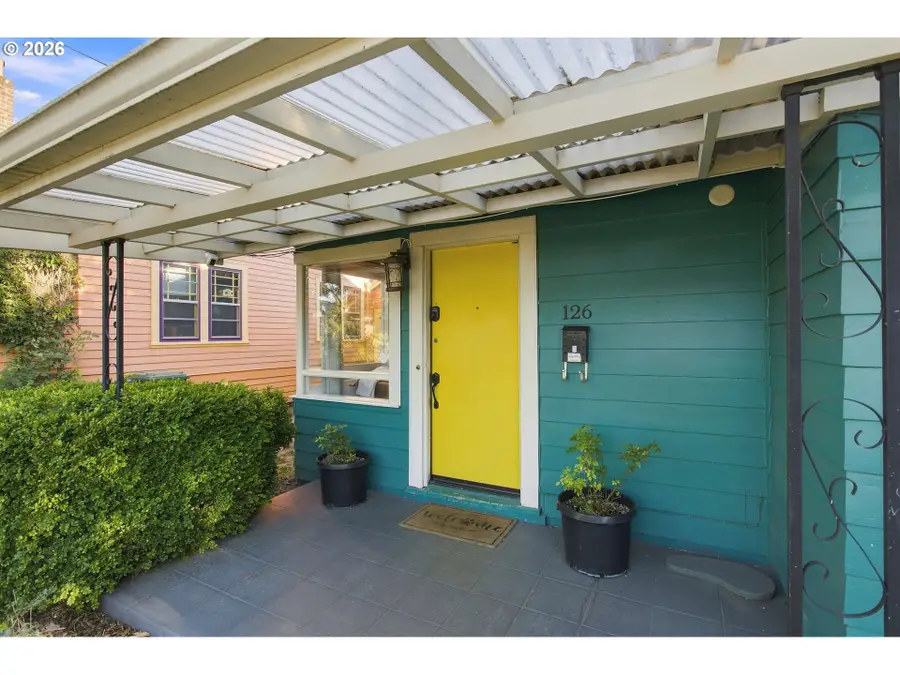 126 E 19th Ave, Eugene, OR 97401 - #2
