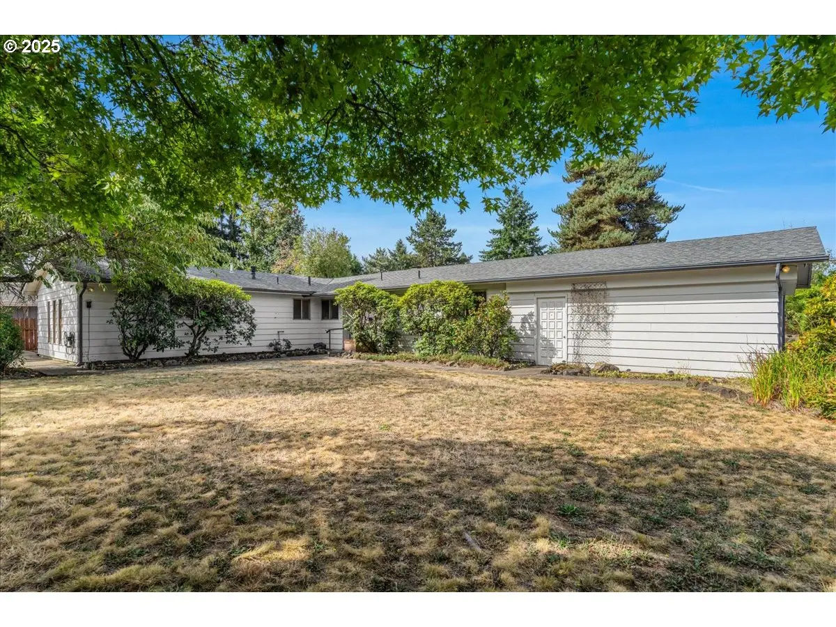 1309 N Hadley Rd, Newberg, OR 97132 - Image #1