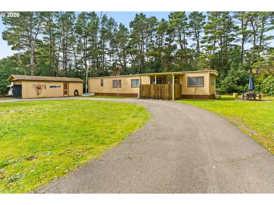 4835 Gloria Gayle Way, Florence, OR 97439 - #2