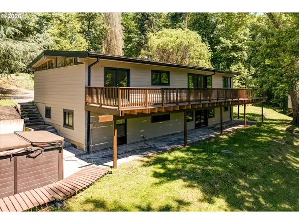21625 SW Johnson Rd, WestLinn, OR 97068