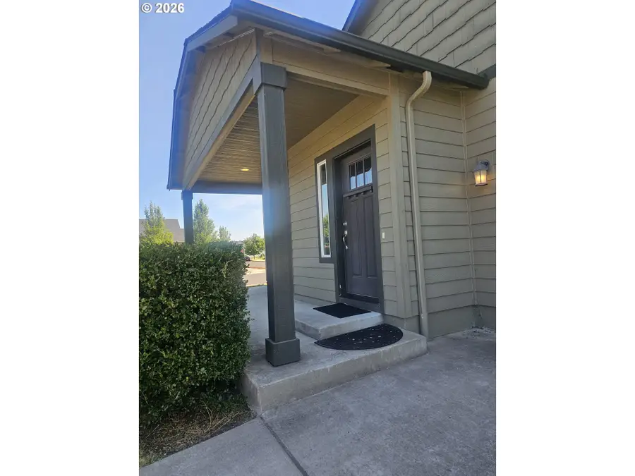 1363 Jefferson St, Independence, OR 97351 - #2