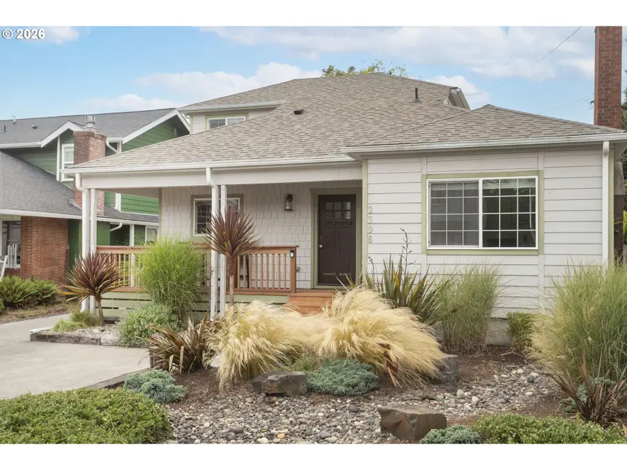 2396 S Edgewood St, Seaside, OR 97138 - #2