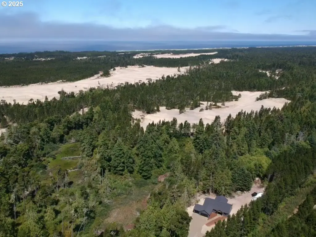 88390 Bellevue Dr, Florence, OR 97439 - Image #1