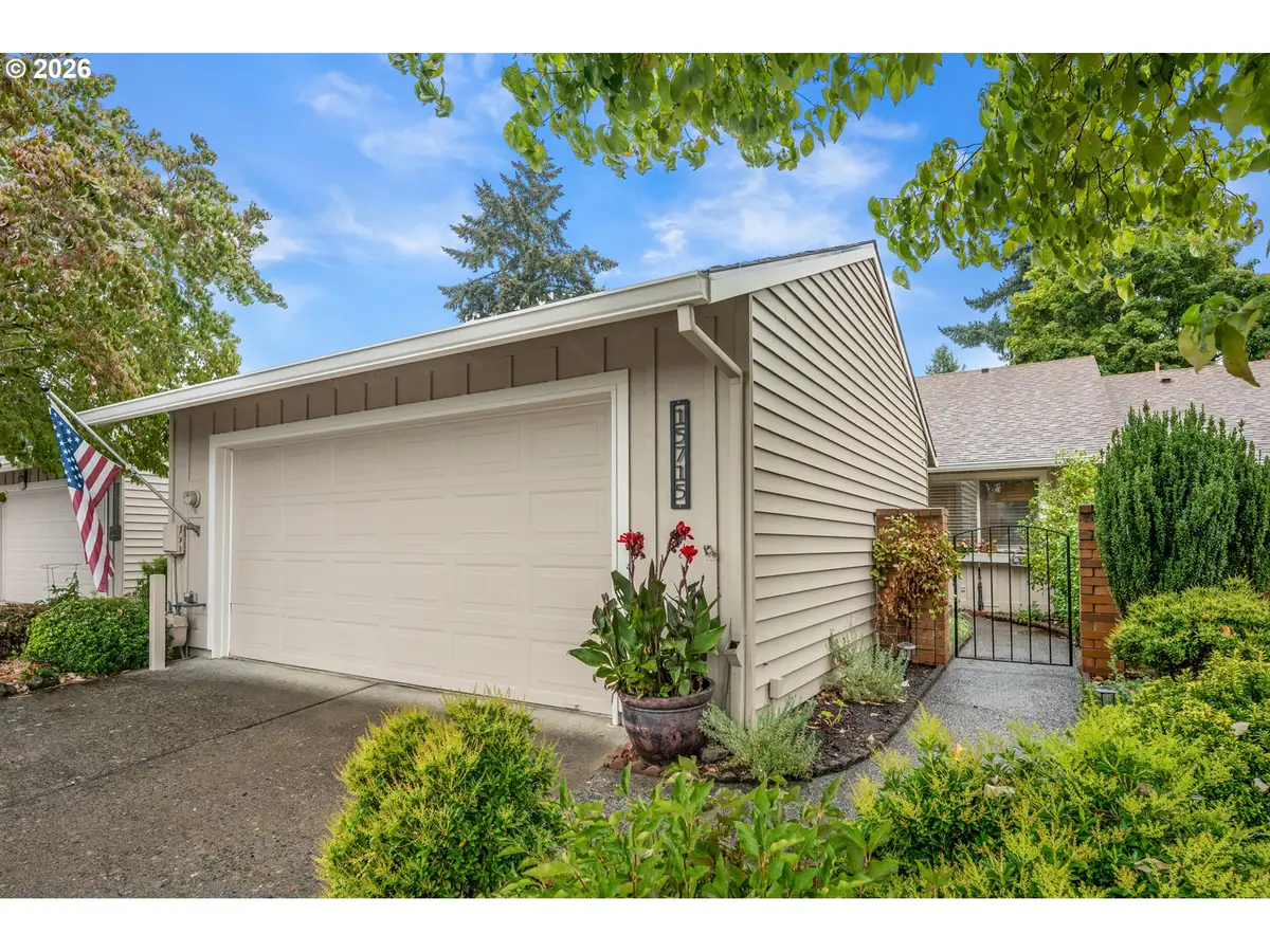 15715 SW Oakhill Ln, Tigard, OR 97224 - #1