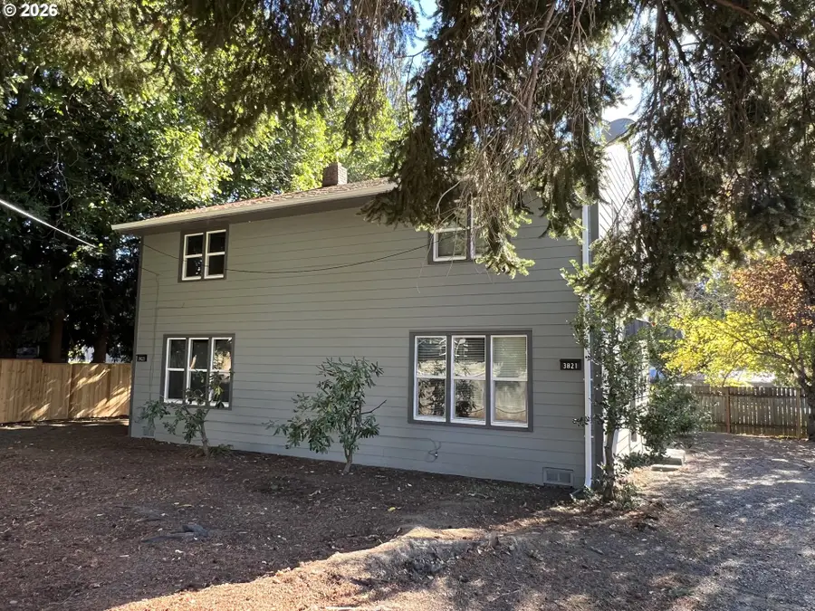 3821 E 18th St, Vancouver, WA 98661 - #2