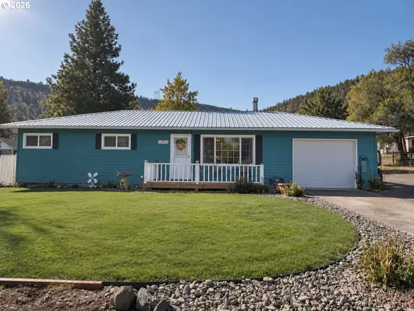 1302 SW Crestview Rd, Prineville, OR 97754