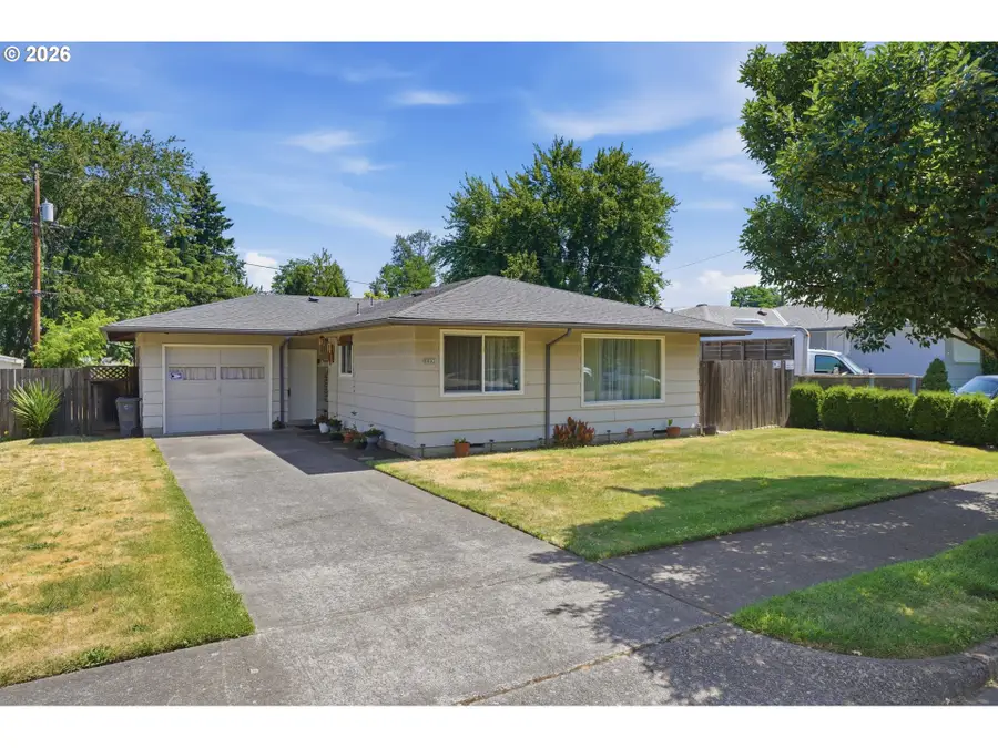 8802 N Chase Ave, Portland, OR 97217 - #2