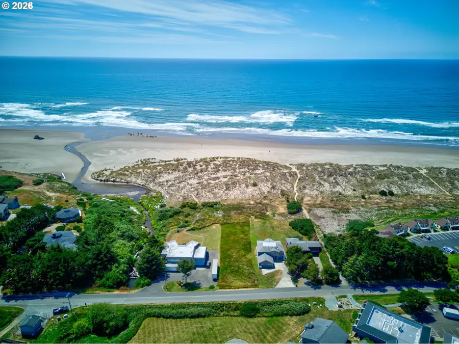 3446 Beach Loop Dr, Bandon, OR 97411 - #2
