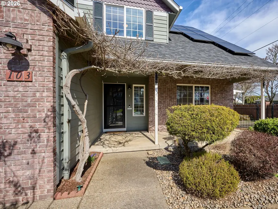 103 Cedar Bluff Cir, Keizer, OR 97303 - #2