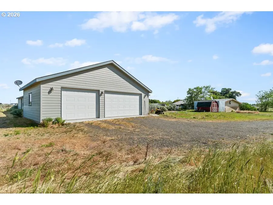 78566 Agnew Rd, Hermiston, OR 97838 - #3