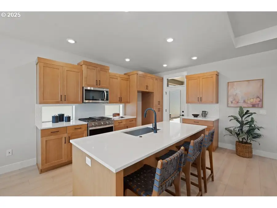 2469 N Villa Rd, Newberg, OR 97132 - Image #3