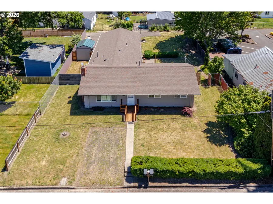 1625 SE Jackson St, Albany, OR 97322 - #2