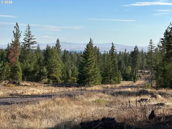 000 Piper Ln, Goldendale, WA 98620