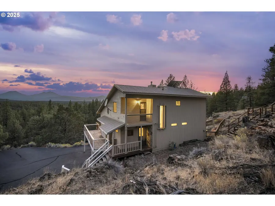 16966 Canyon Crest Dr, Sisters, OR 97759 - Image #3