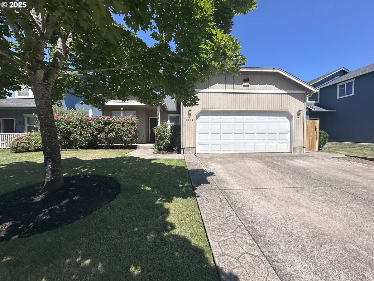 5782 Montclaire Way, Springfield, OR 97478 - Image #1