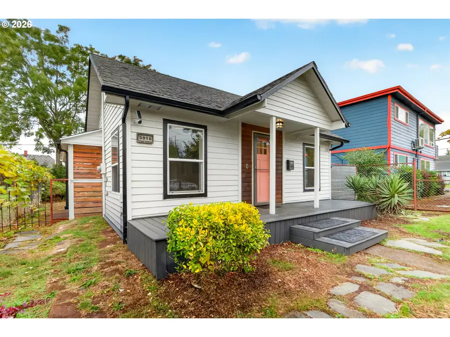 5916 SE 85th Ave, Portland, OR 97266 - #3