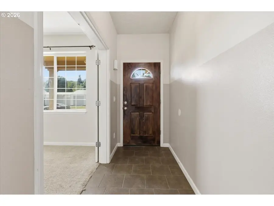 4575 Shipps Pl, Salem, OR 97305 - #3