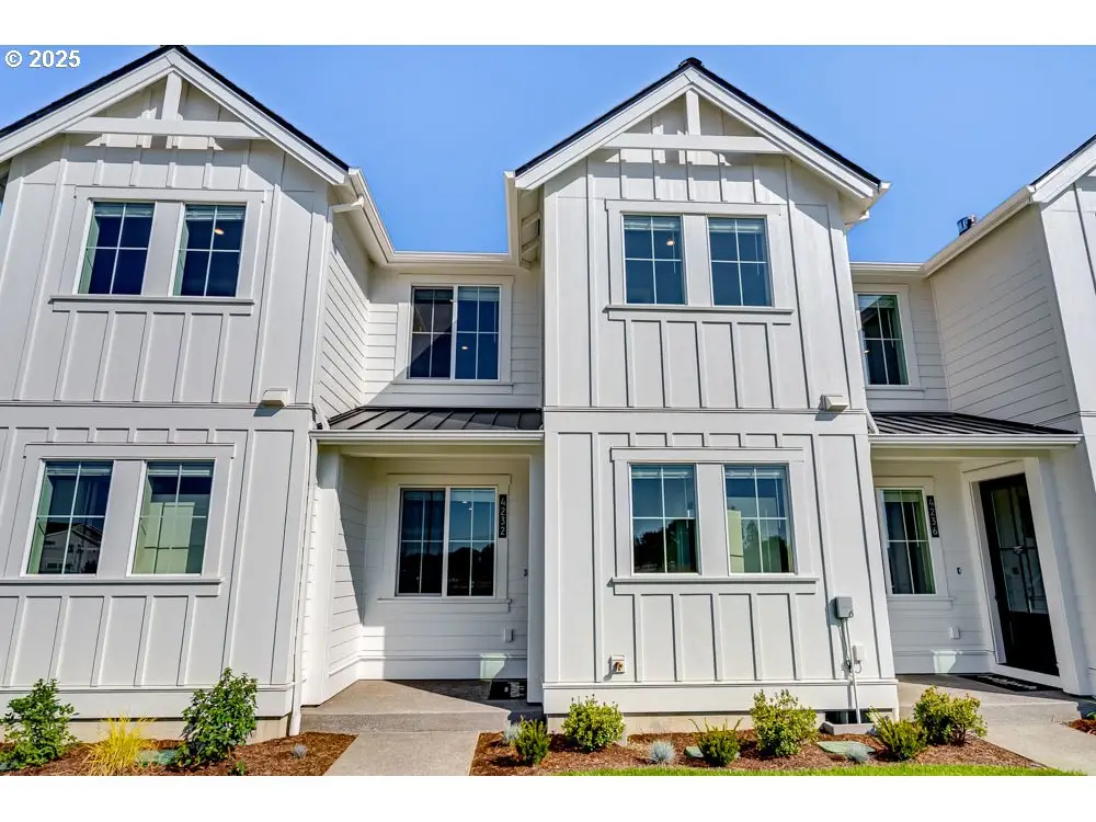 4232 SE Century Blvd, Hillsboro, OR 97123 - Image #1