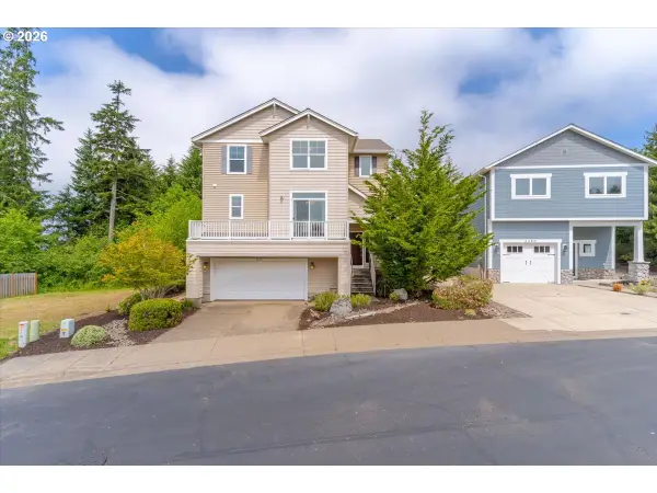 4390 Sequoia Loop, Tillamook, OR 97141