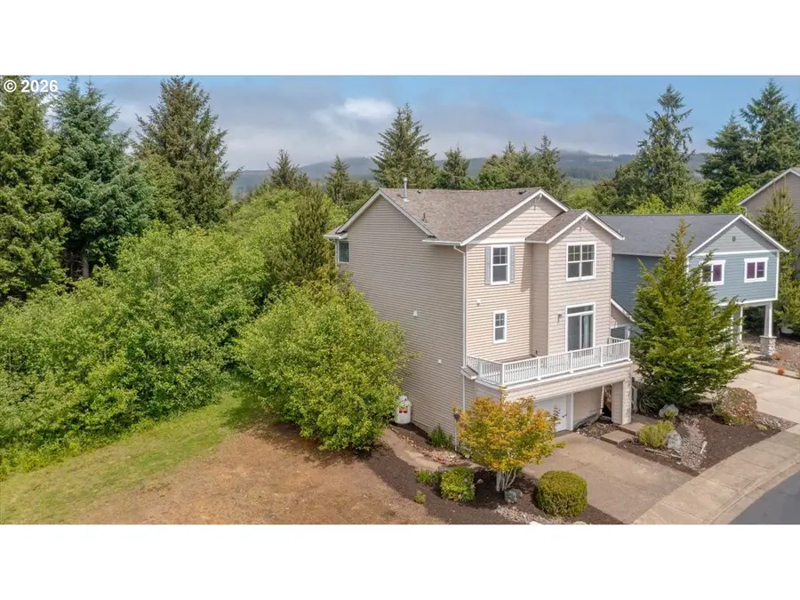 4390 Sequoia Loop, Tillamook, OR 97141 - #2