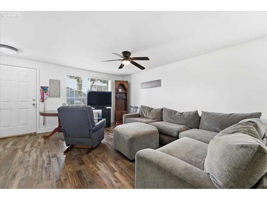 1802 NW 3rd St, Battle Ground, WA 98604 - Image #3