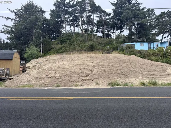 1695947 4th, Florence, OR 97439