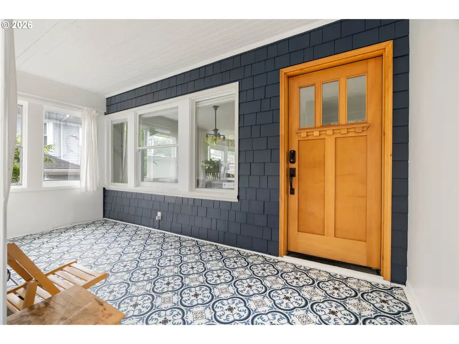 6221 SE Morrison St, Portland, OR 97215 - #3
