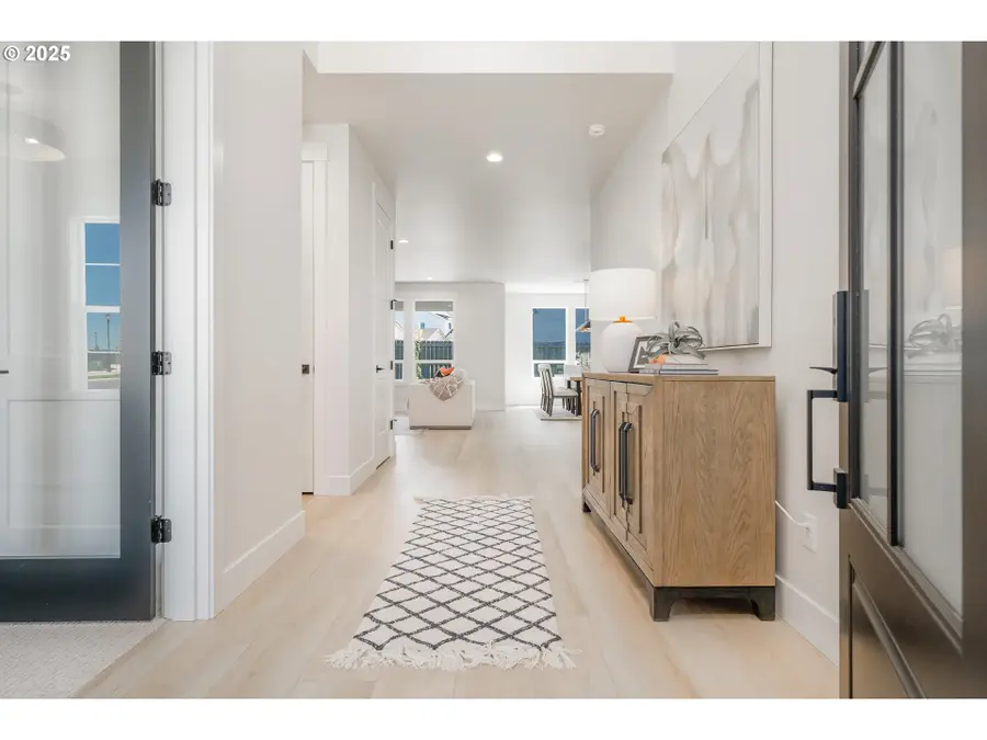 4225 N 12th Way, Ridgefield, WA 98642 - #2