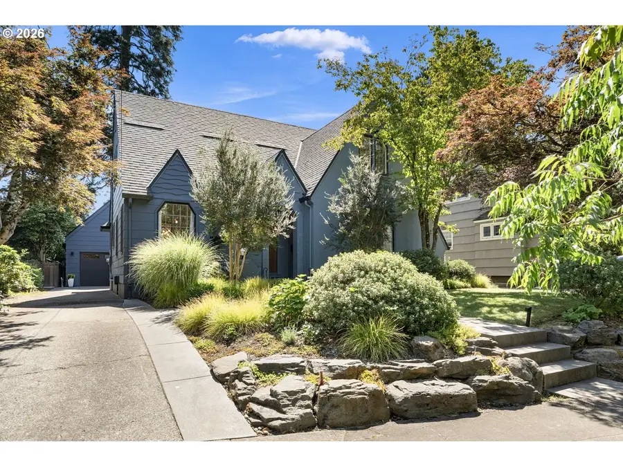 2810 NE 32nd Ave, Portland, OR 97212 - #2