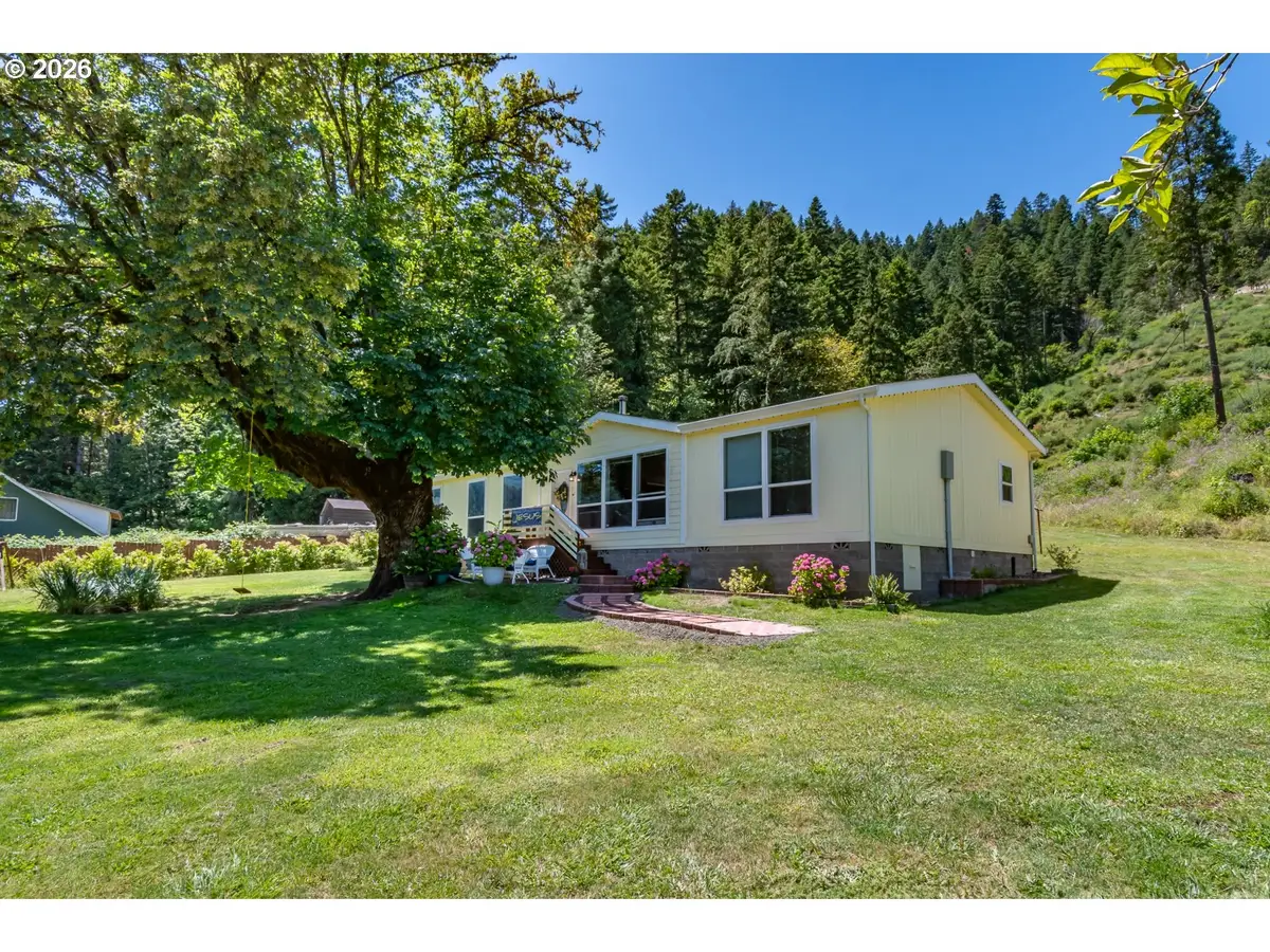 5833 Hubbard Creek Rd, Umpqua, OR 97486 - #1